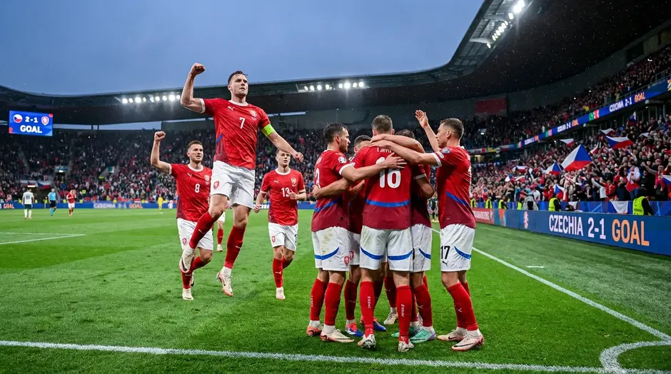 Čeští fotbalisté slaví postup na Mistrovství světa 2026 po dramatickém penaltovém rozstřelu